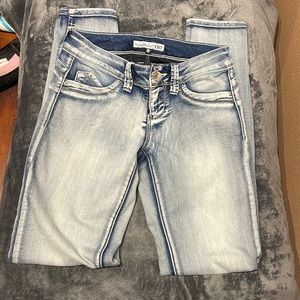 YMI WannaBettaButt Jeans. Size 3